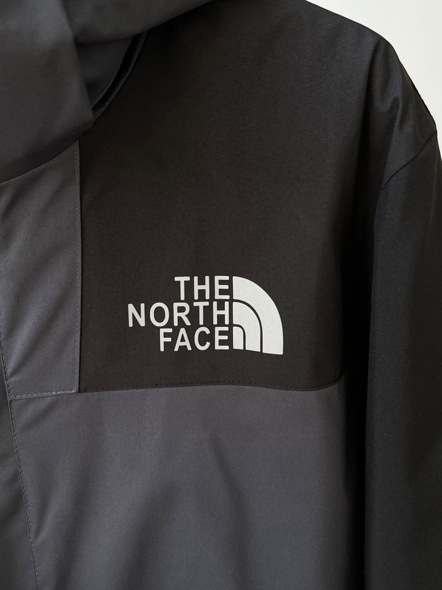 THE NORTH FACE ノースフェイス マウンテンパーカー ジャケット メンズ レディース フード付き アウトドア キャンプ