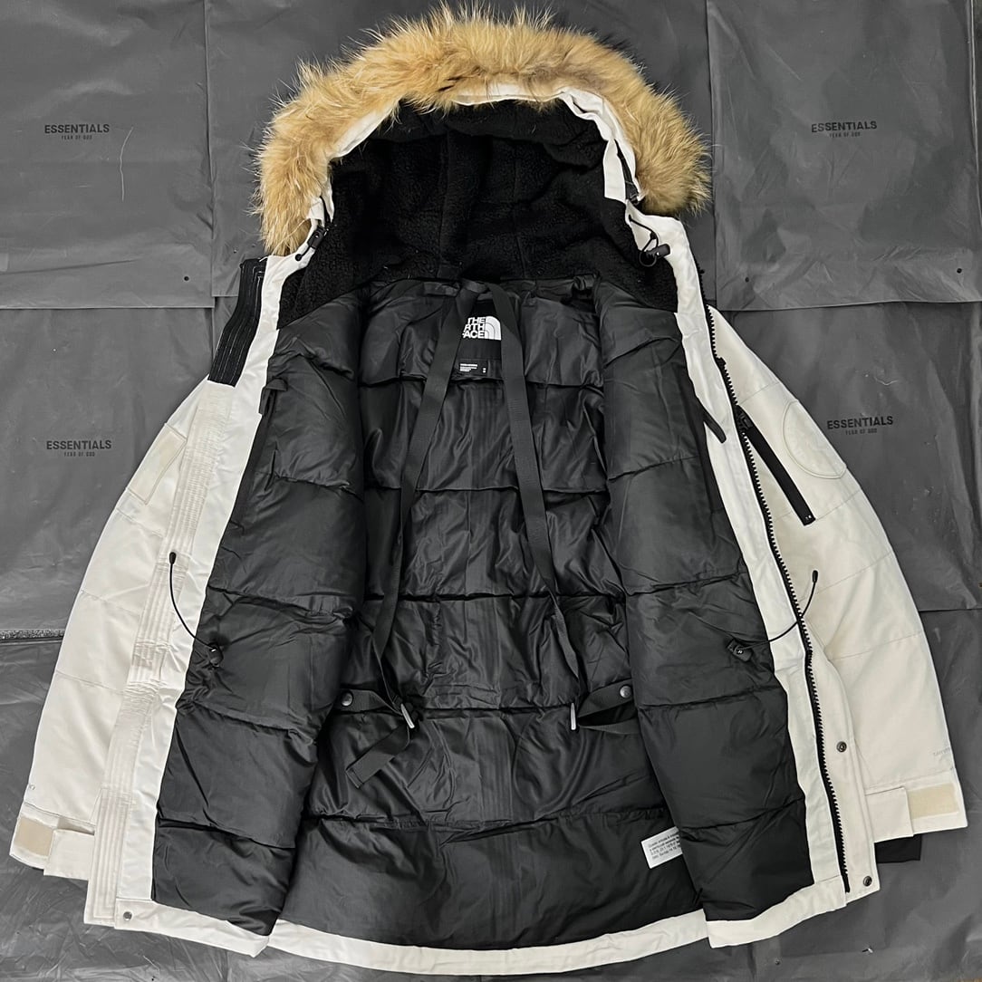 【THE NORTH FACE】Expedition エクスペディション ファー付きロングダウンジャケット 防水防寒 3カラー 保温防風撥水 男女兼用 ユニセックス